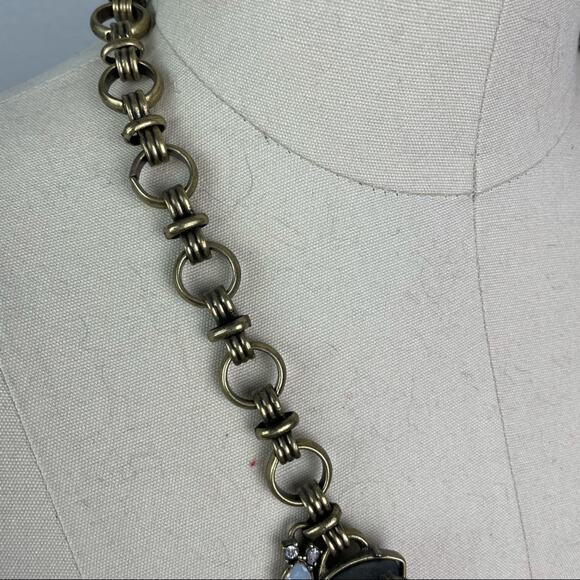 MYTHOLOGIE Charcoal Statement Necklace - Picture 6 of 7